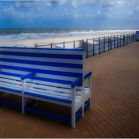 Cozy With Terrace * Middelkerke